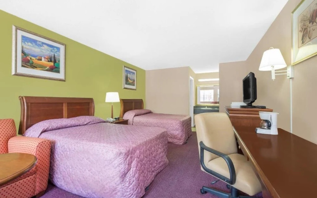 photo 2 of Knights Inn & Suites Anniston Oxford Area