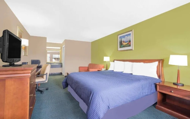 photo 3 of Knights Inn & Suites Anniston Oxford Area