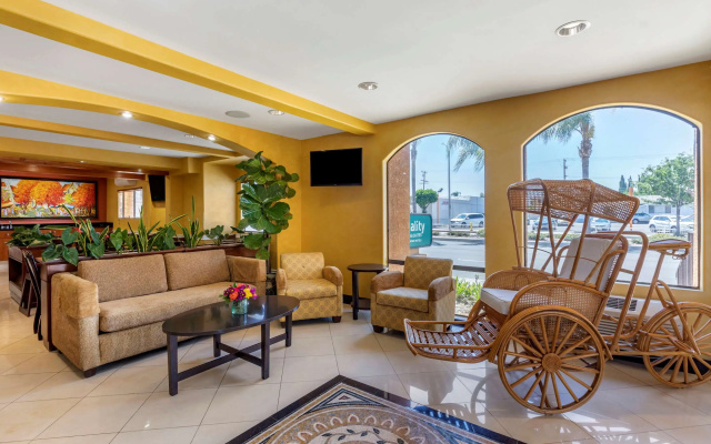 photo 2 of Quality Inn & Suites Westminster Seal Beach