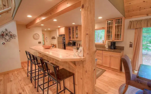 photo 5 of Knotty Pine Retreat 3 Bedroom Home