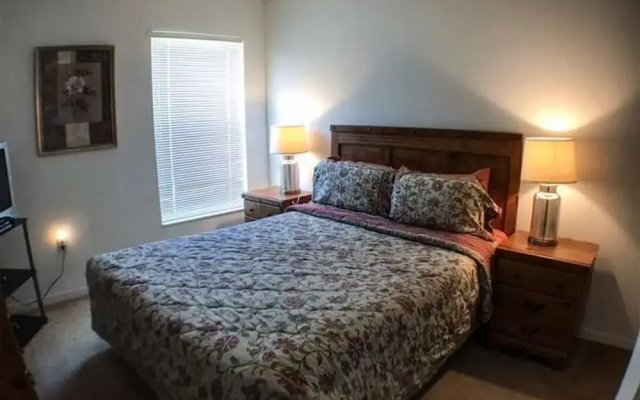 photo 2 of Kokomo Golf View Apartment 4 Bedroom