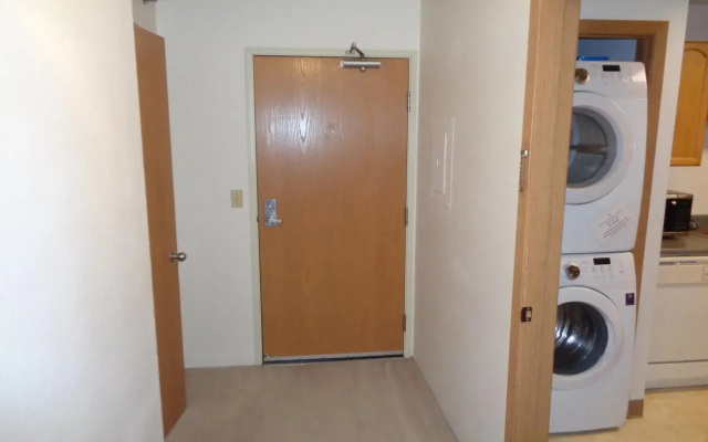 photo 5 of KRB Apartments Civic Center