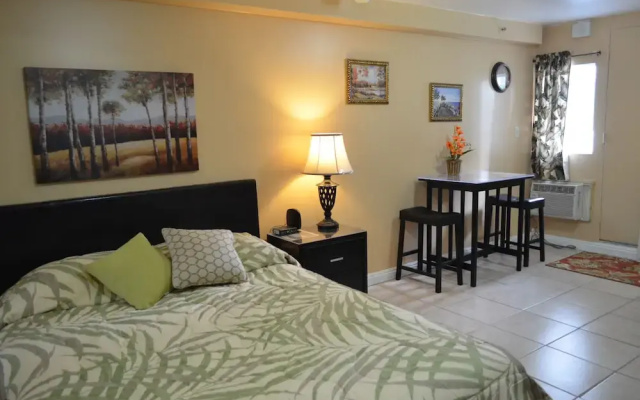 photo 5 of Kuhio Village #202A by RedAwning