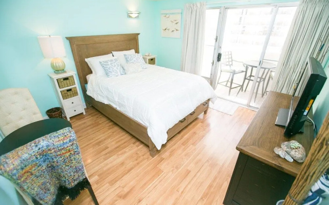 photo 3 of Kuhio Village 806 Condo by Redawning