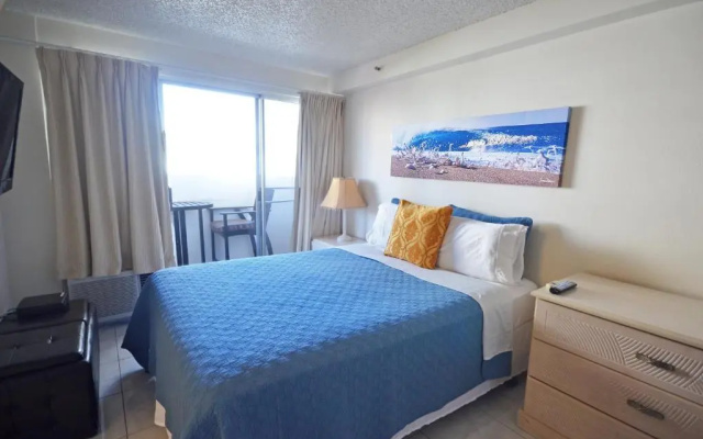 photo 4 of KV804A Prime WAIKIKI Private Apartment