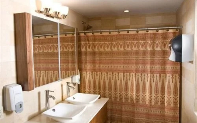 photo 5 of L Hostels