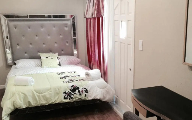 photo 3 of LA Boardinghouse