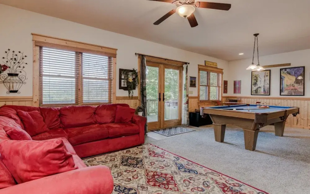 photo 3 of La Dolce Vita - 4 Br Cabin