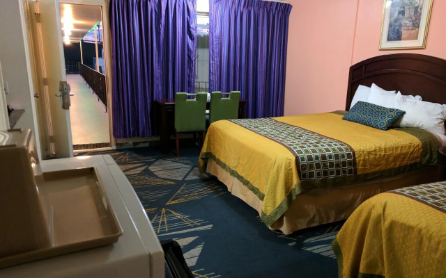 photo 4 of La Hacienda Motel