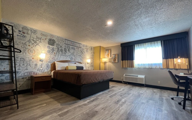 photo 4 of La Mirage Inn - Hollywood