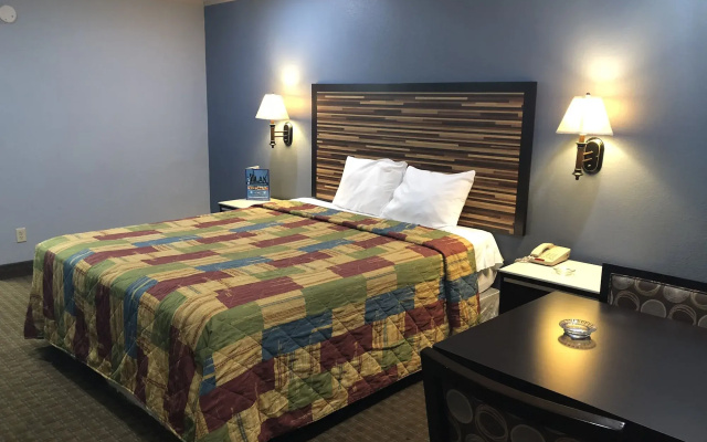 photo 3 of La Mirage Inn LAX Airport