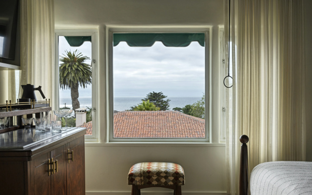 photo 3 of La Playa Hotel