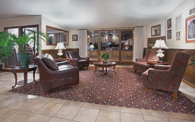 photo 2 of Comfort Inn & Suites Ashland