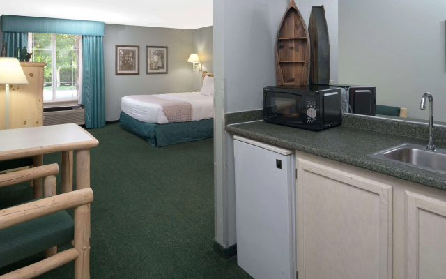 photo 4 of Baymont by Wyndham Coeur D Alene