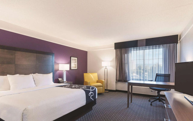 photo 4 of La Quinta Inn & Suites by Wyndham Grand Junction