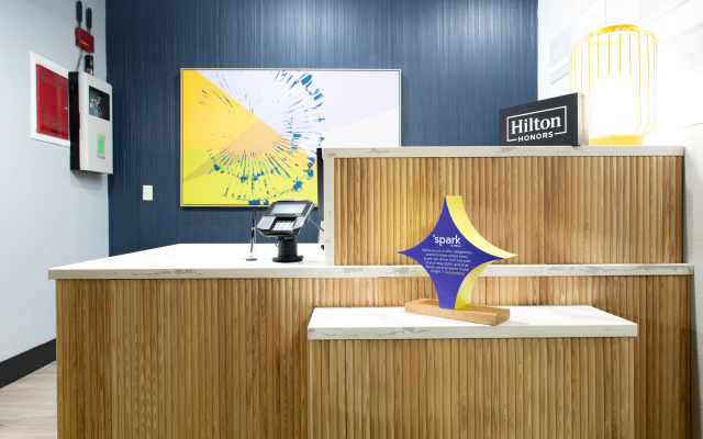 photo 2 of Spark by Hilton Lafayette South