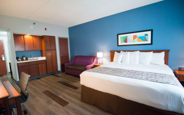 photo 3 of Best Western Louisville Airport Expo