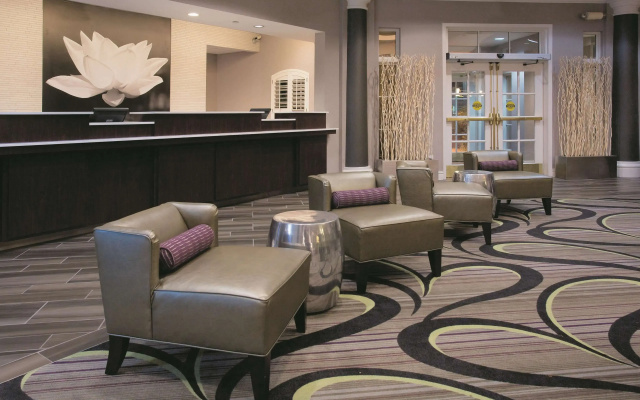 photo 2 of La Quinta Inn & Suites by Wyndham Mesa Superstition Springs