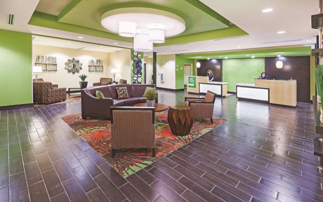photo 2 of La Quinta Inn & Suites by Wyndham Pecos