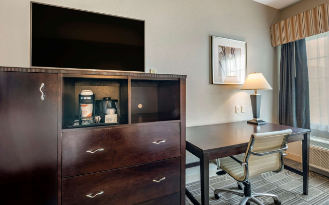 photo 3 of Comfort Inn & Suites