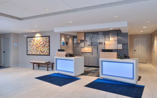 photo 3 of Holiday Inn Express Rochester - University Area by IHG