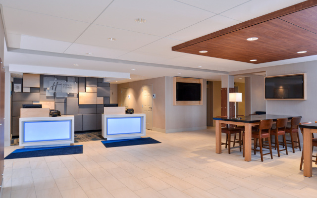 photo 4 of Holiday Inn Express Rochester - University Area by IHG