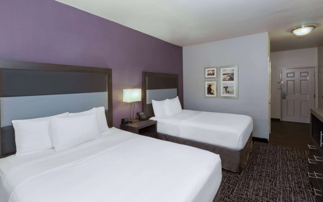 photo 3 of La Quinta Inn & Suites by Wyndham Rockwall