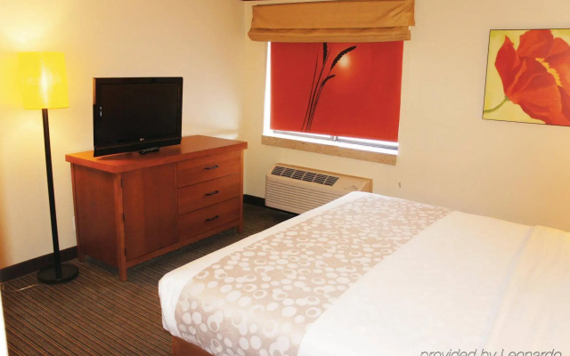 photo 3 of Spark by Hilton Savannah Midtown