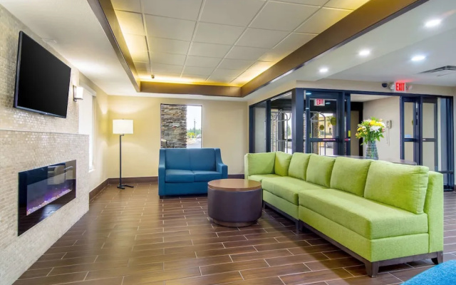photo 2 of La Quinta Inn Acworth