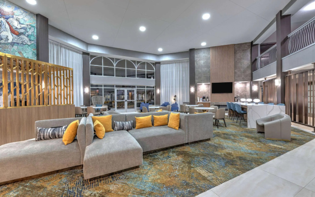 photo 2 of La Quinta Inn & Suites by Wyndham Dallas DFW Airport North