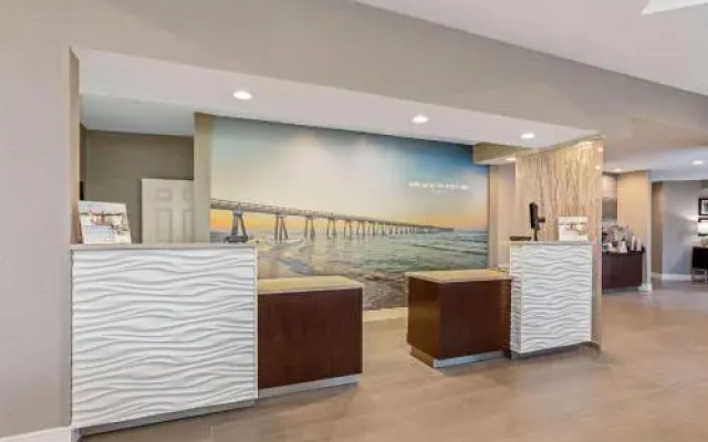 photo 2 of La Quinta Inn And Suites Panama City