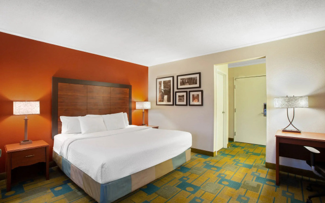photo 3 of La Quinta Inn Auburn Worcester