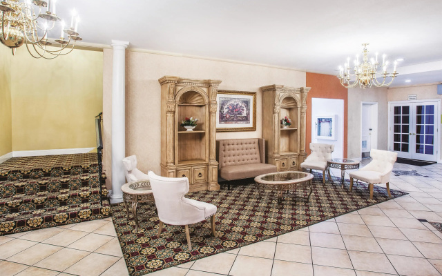photo 2 of La Quinta Inn by Wyndham Berkeley