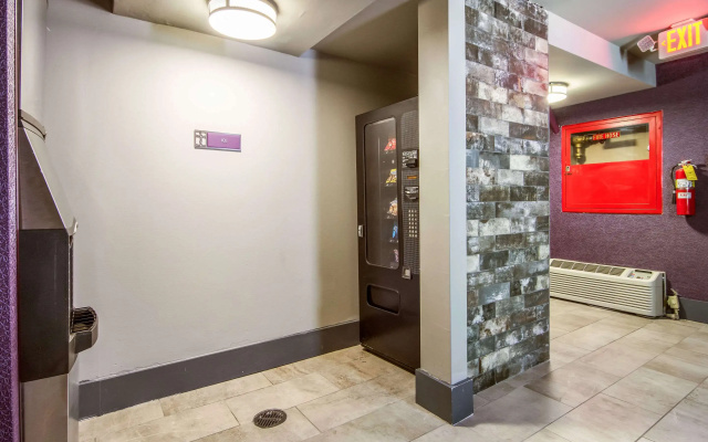 photo 2 of District 3 Hotel, Ascend Hotel Collection