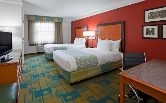 photo 5 of La Quinta Inn Chicago Oakbrook Terrace