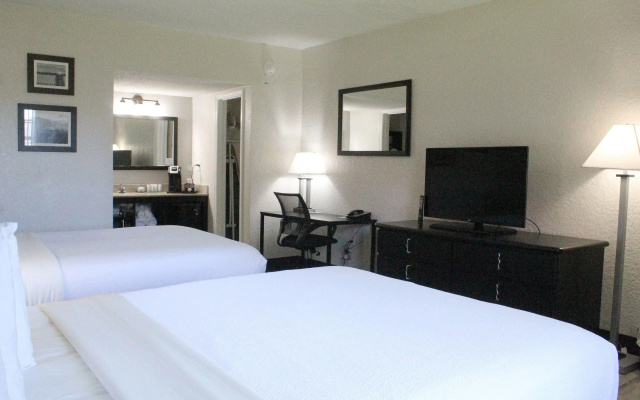 photo 2 of La Quinta Inn by Wyndham Cocoa Beach-Port Canaveral