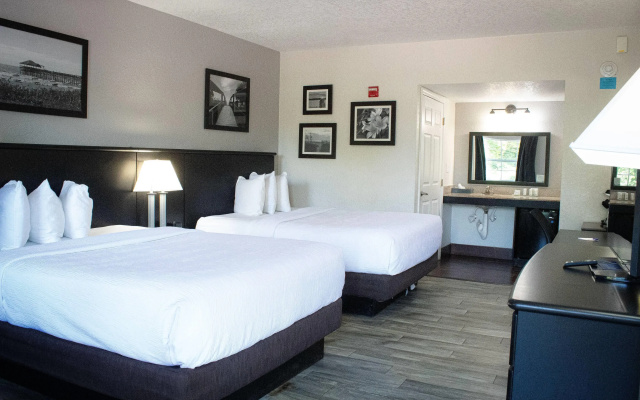 photo 3 of La Quinta Inn by Wyndham Cocoa Beach-Port Canaveral