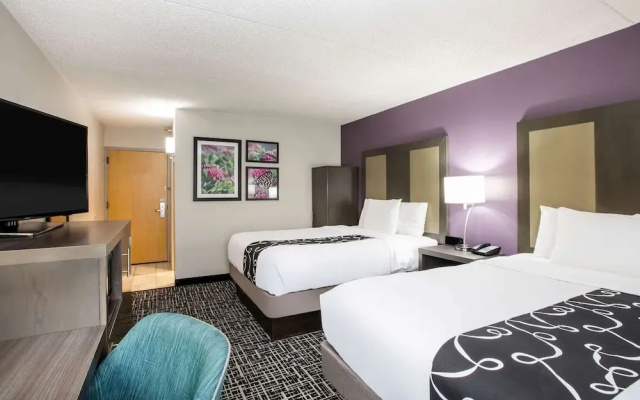 photo 5 of La Quinta Inn Davenport & Conference Center