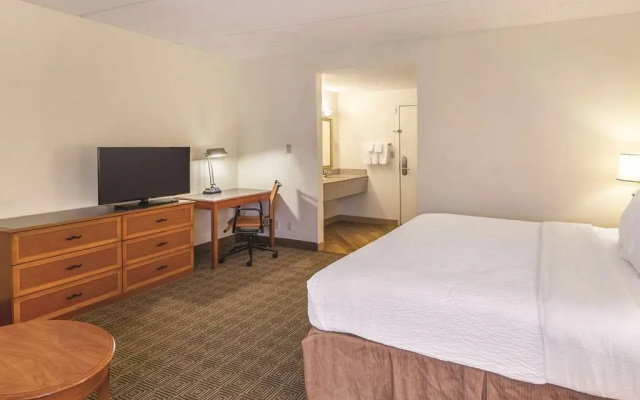 photo 4 of La Quinta Inn Jacksonville Mandarin San Jose