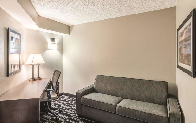 photo 3 of La Quinta Inn by Wyndham Jupiter