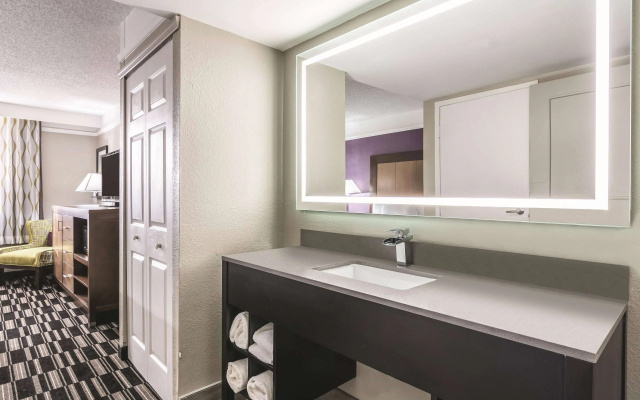 photo 4 of La Quinta Inn by Wyndham Jupiter