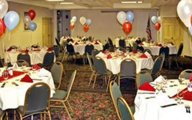 photo 4 of La Quinta Inn Lakeside