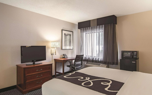 photo 3 of La Quinta Inn Miami Airport East