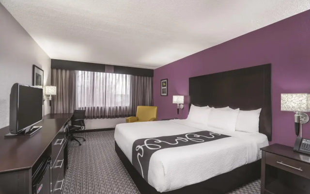 photo 3 of La Quinta Inn by Wyndham Miami Airport North