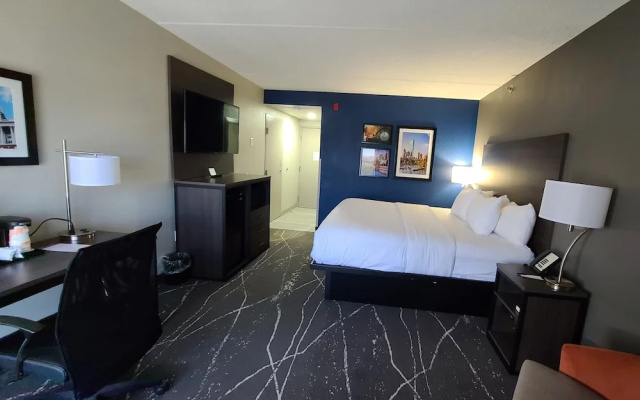 photo 2 of La Quinta Inn Milford