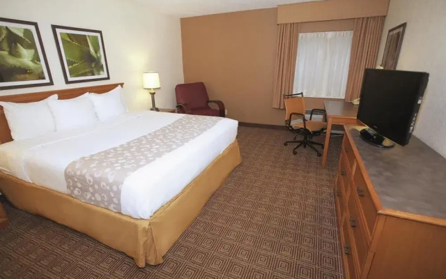 photo 4 of La Quinta Inn Milwaukee Glendale Hampton Avenue