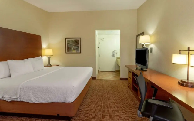 photo 4 of La Quinta Inn Minneapolis Airport Bloomington