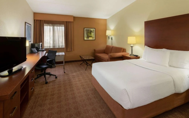 photo 5 of La Quinta Inn Minneapolis Airport Bloomington