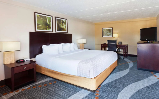 photo 3 of Americas Best Value Inn Montgomery, AL