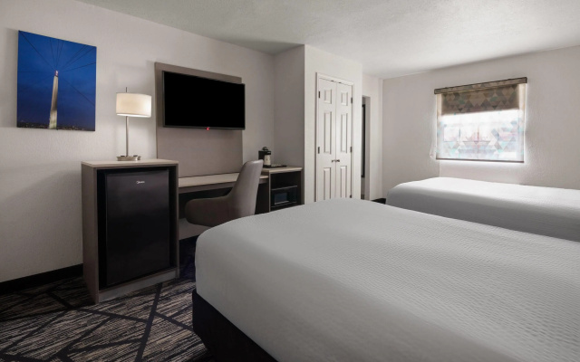 photo 3 of La Quinta Inn by Wyndham Omaha West
